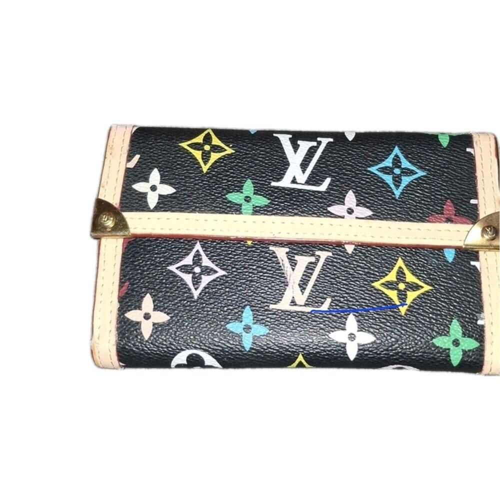 Louie Vuitton Black Wallet